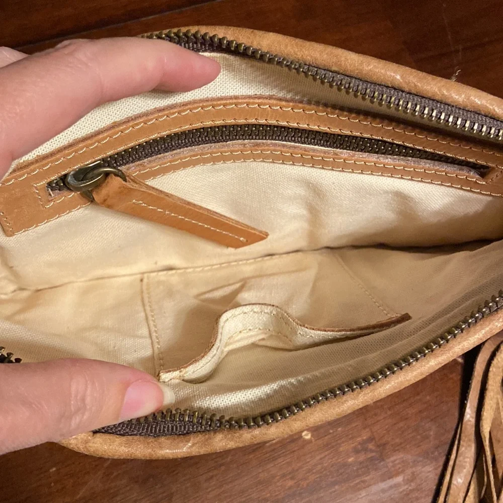 NWOT Will Leather Goods clutch - Picture 7 of 7